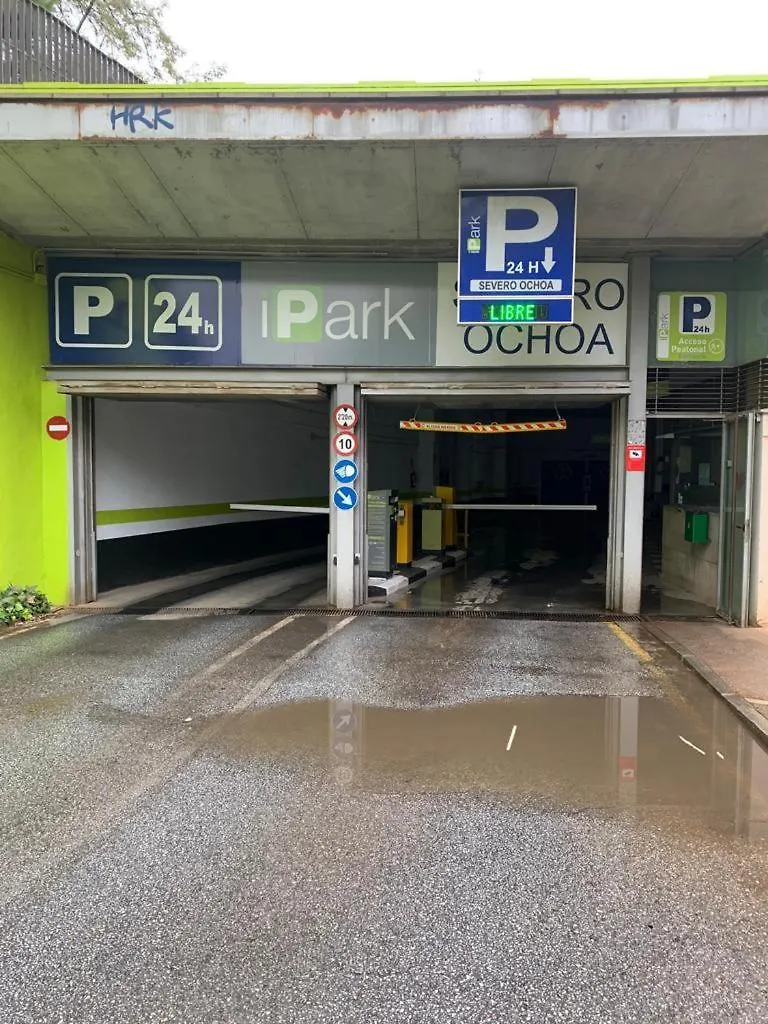 Domus Apartamentos Granada Con Parking Gratuito En Pleno Centro 0*,