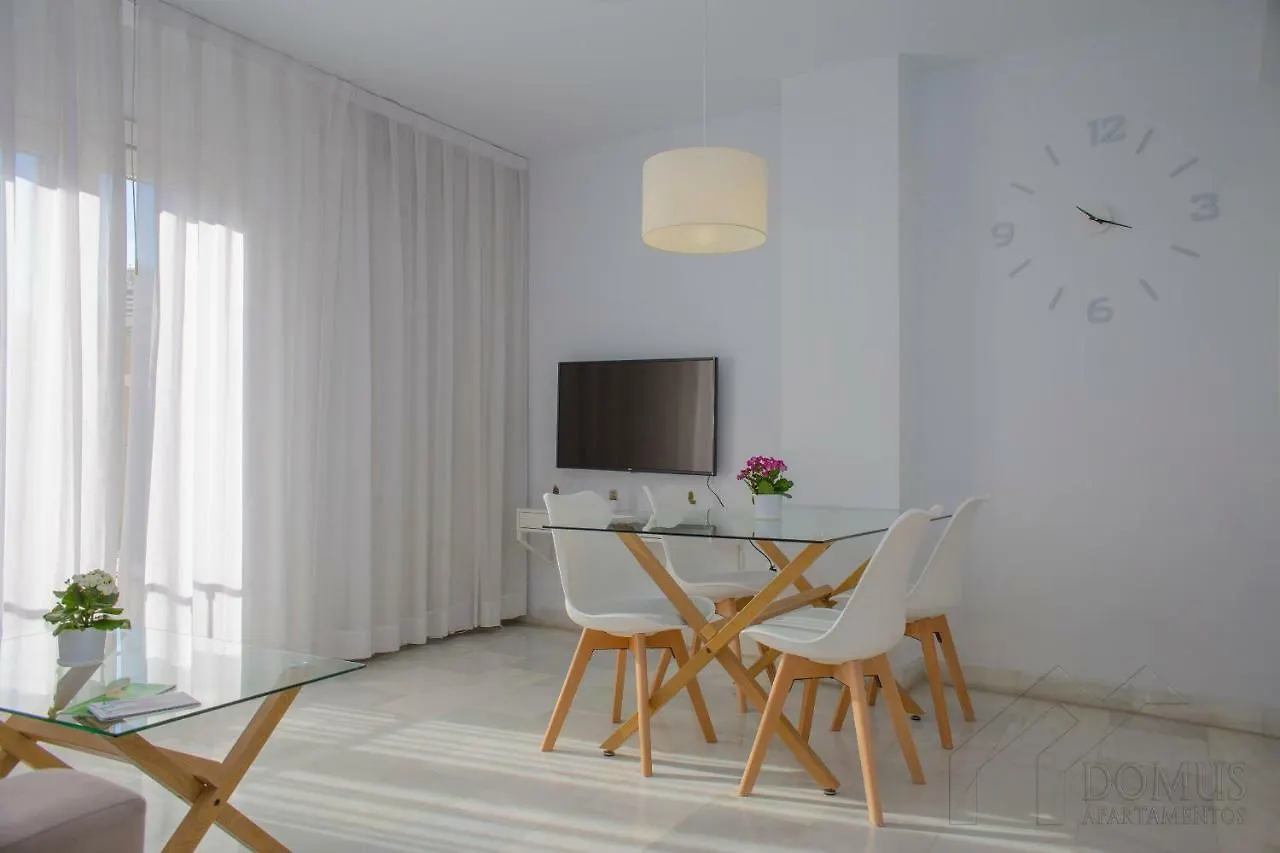 Domus Apartamentos Granada Con Parking Gratuito En Pleno Centro 0*,  Espagne