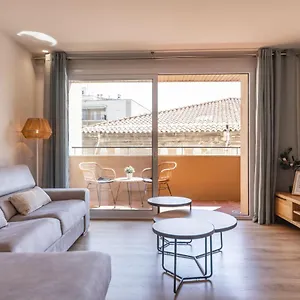 Bravissimo Falco, 3 Bedrooms And Balcony Girona