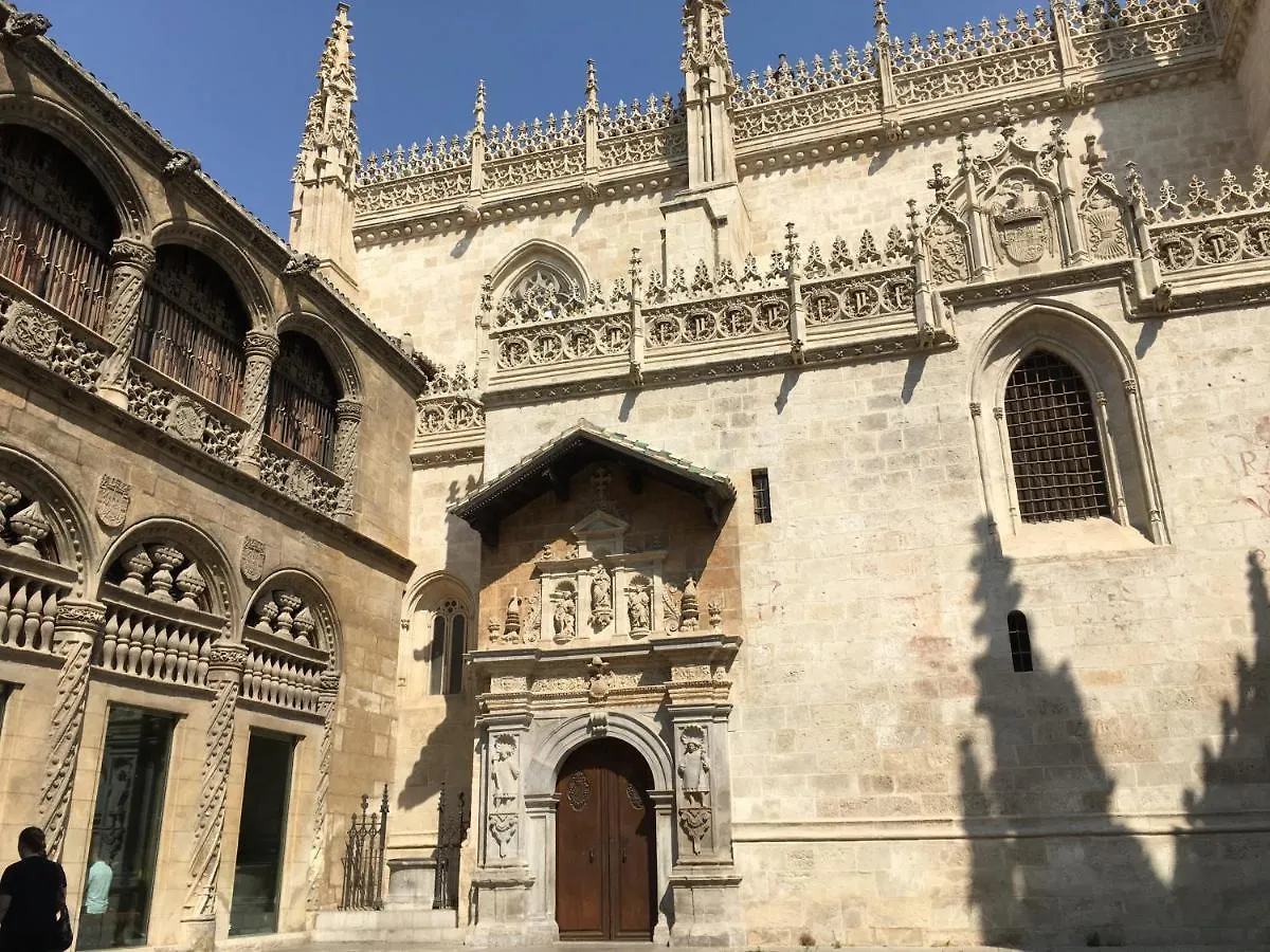 Domus Apartamentos Granada con parking gratuito en pleno centro